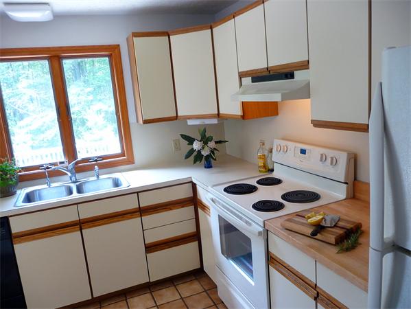 113 West Pelham Road Shutesbury, MA 01072 - Photo 4 of 21