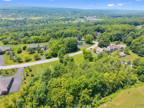 $174,900 | 7103 Kittiwake Run, Unit 1, Manlius, NY 13104