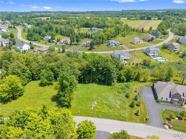 $174,900 | 7103 Kittiwake Run, Unit 1, Manlius, NY 13104