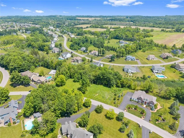 $174,900 | 7103 Kittiwake Run, Unit 1, Manlius, NY 13104