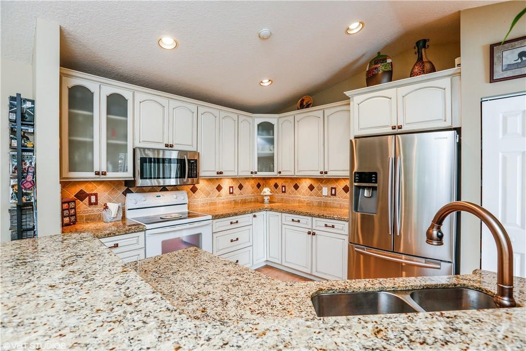 541 Slippery Rock Road Weston, FL 33327 - Photo 3 of 15 Photo 3