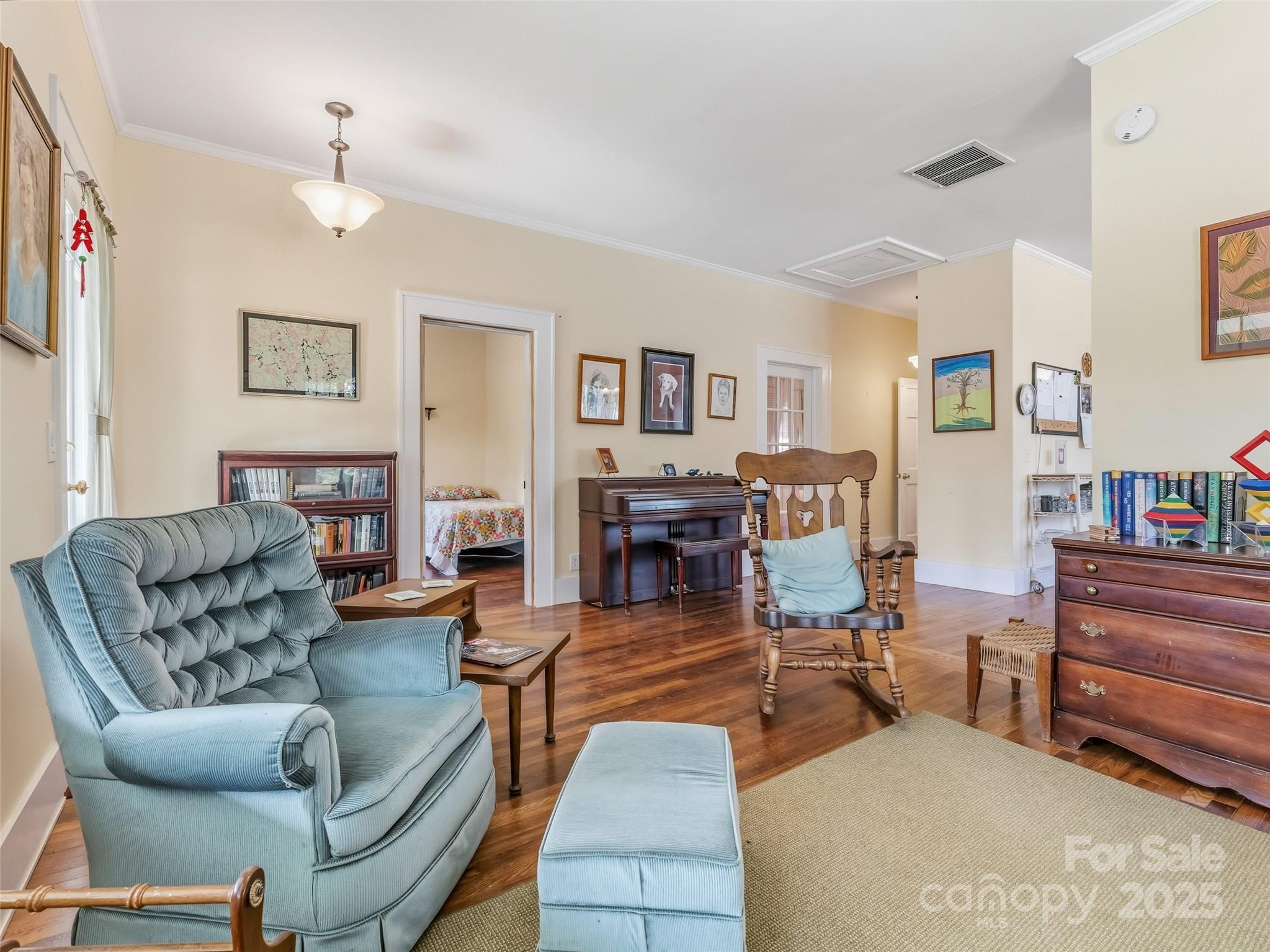 422 East Blue Ridge Road East Flat Rock, NC 28726 - Photo 8 of 26 Gallery Image 8