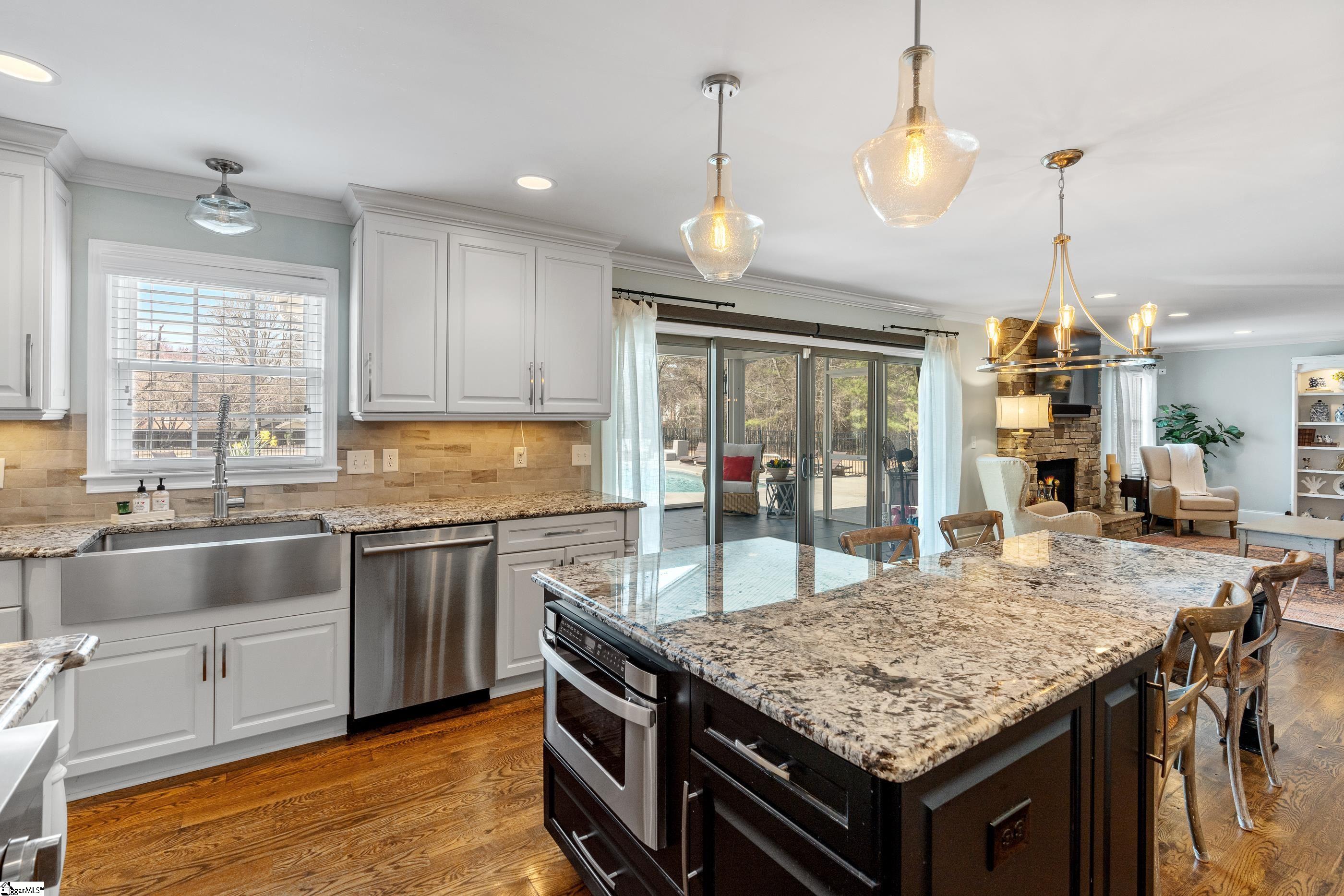 211 Hammett Road Greer, SC 29650 - Photo 11 of 36 Gallery Image 11
