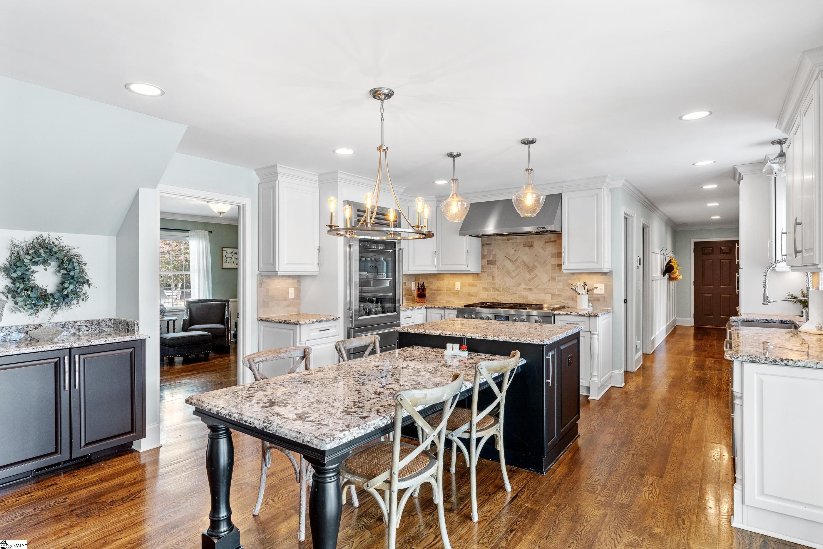 211 Hammett Road Greer, SC 29650 - Photo 9 of 36 Gallery Image 9