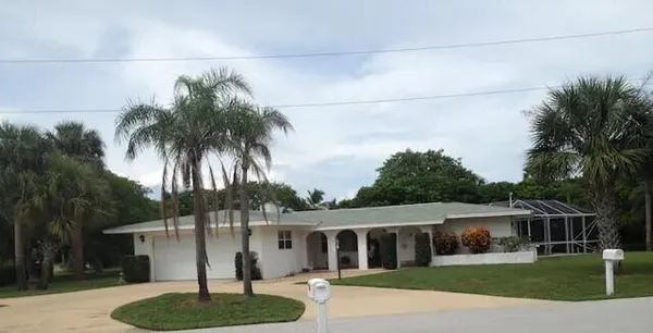 $2,500 | 180 Duval Street, Melbourne Beach, FL 32951