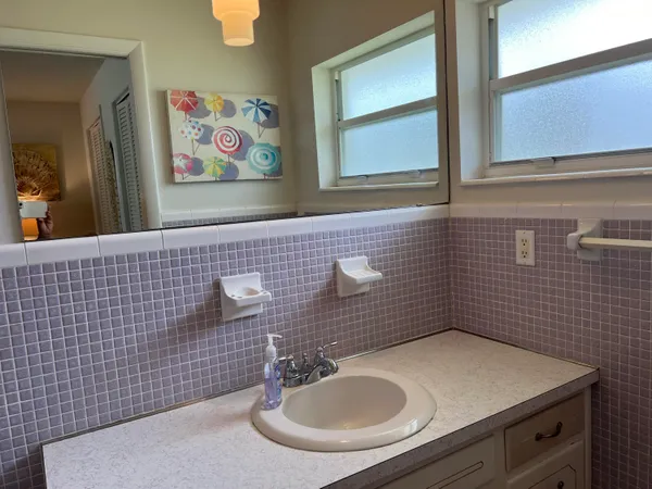 $2,500 | 180 Duval Street, Melbourne Beach, FL 32951