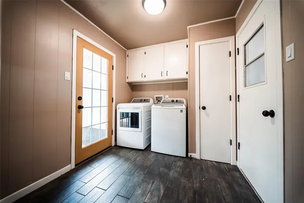 $2,450 | 1911 College Avenue, Gainesville, TX 76240