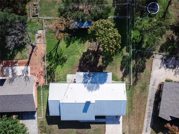 $2,450 | 1911 College Avenue, Gainesville, TX 76240