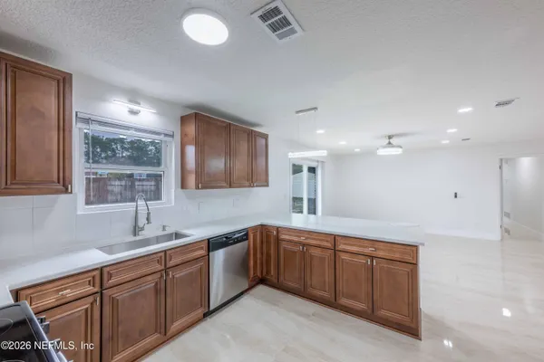 $499,999 | 8833 Coventry Court, Jacksonville, FL 32257