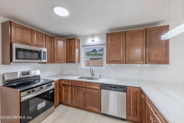 $499,999 | 8833 Coventry Court, Jacksonville, FL 32257