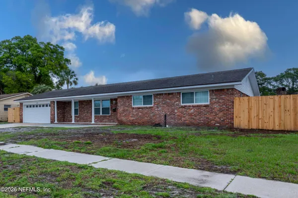 $499,999 | 8833 Coventry Court, Jacksonville, FL 32257