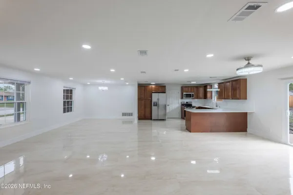 $499,999 | 8833 Coventry Court, Jacksonville, FL 32257