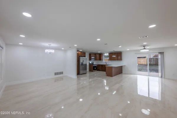 $499,999 | 8833 Coventry Court, Jacksonville, FL 32257