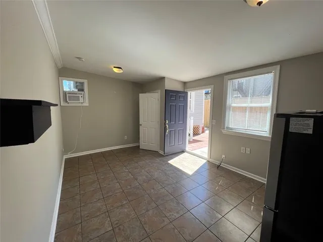 $1,000 | 115 David Street, Unit C, New Orleans, LA 70119