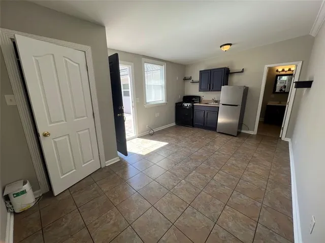 $1,000 | 115 David Street, Unit C, New Orleans, LA 70119