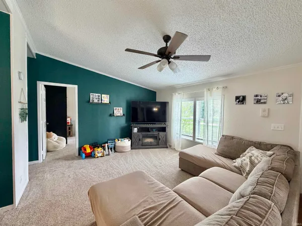 $235,000 | 2104 North Hoosier Hills, Linton, IN 47441