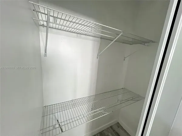 $1,700 | 220 Collins Avenue, Unit 3A, Miami Beach, FL 33139