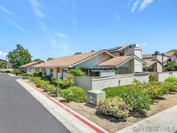 $649,000 | 9528 Eve Lane, Santee, CA 92071