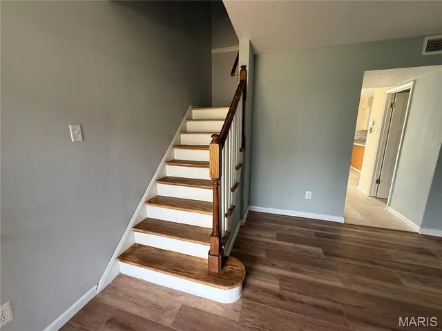 $159,900 | 846 Dumont Place, St. Louis, MO 63125