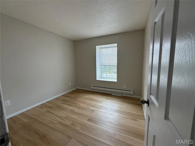 $159,900 | 846 Dumont Place, St. Louis, MO 63125