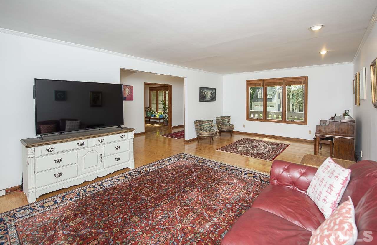 304 King George Loop Cary, NC 27511 - Photo 6 of 30