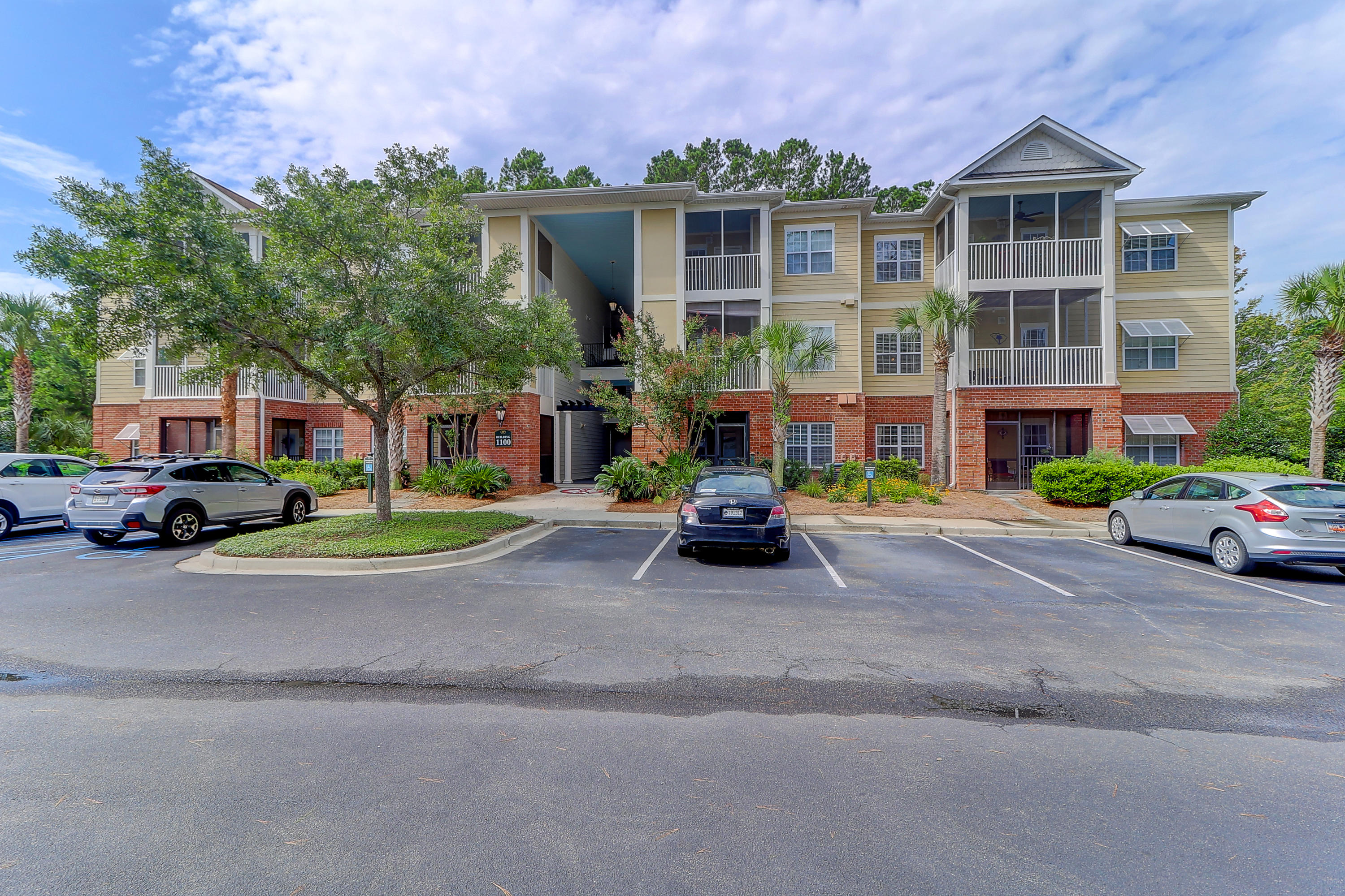 1113 Basildon Road Mount Pleasant, SC 29466 - Photo 1 of 33 1113 Basildon (1)