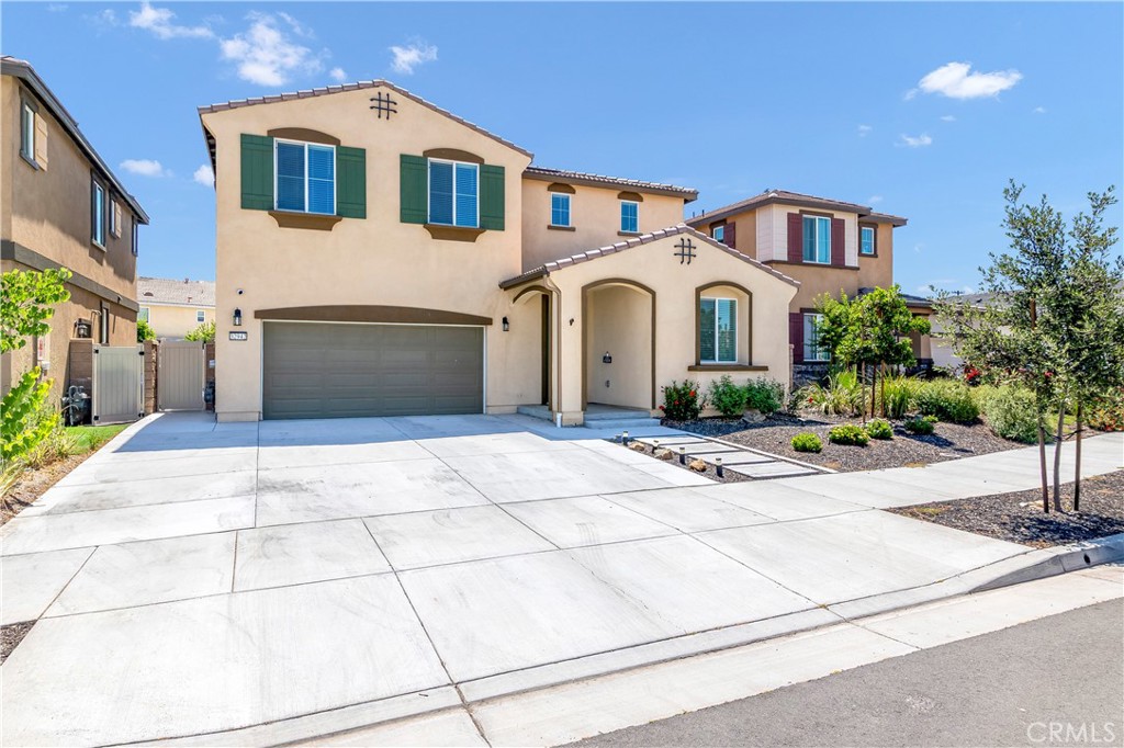 32942 Forgecroft Street Menifee, CA 92584 - Photo 3 of 44 a house view with a outdoor space