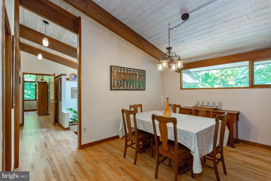 1050 Plum Point Road Huntingtown, MD 20639 - Photo 16 of 53 Dining Room