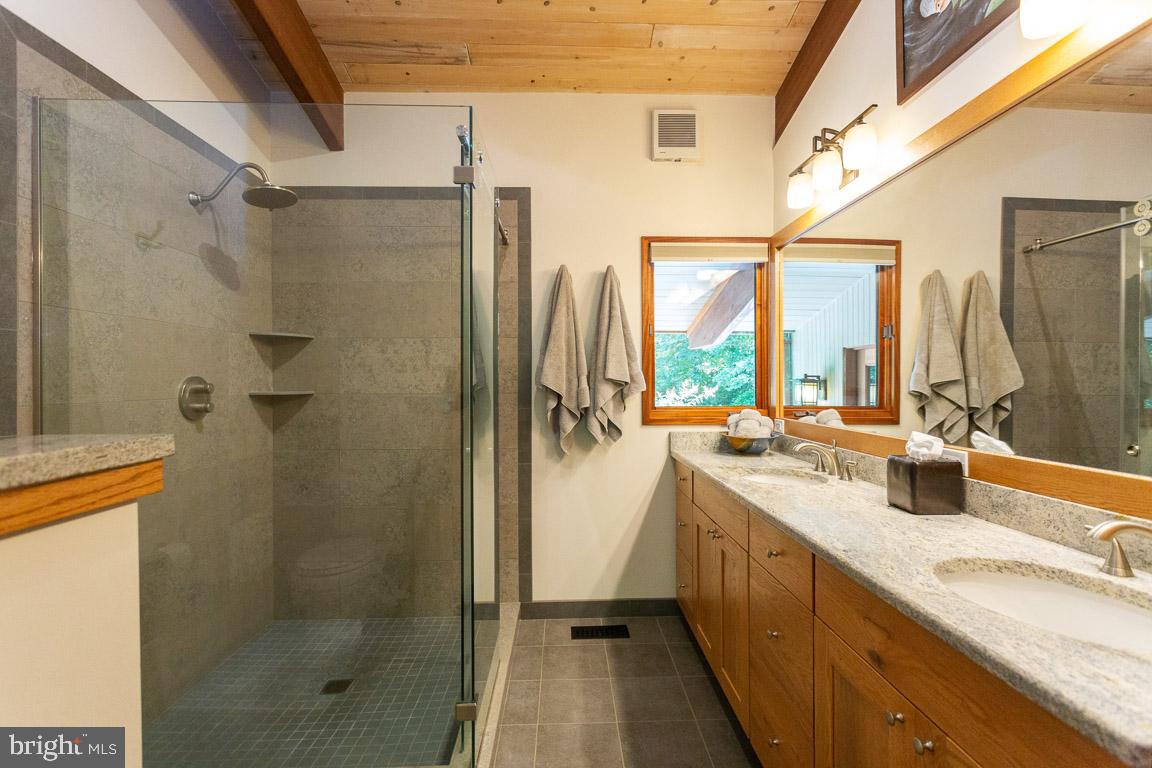 1050 Plum Point Road Huntingtown, MD 20639 - Photo 23 of 53 Master Bath