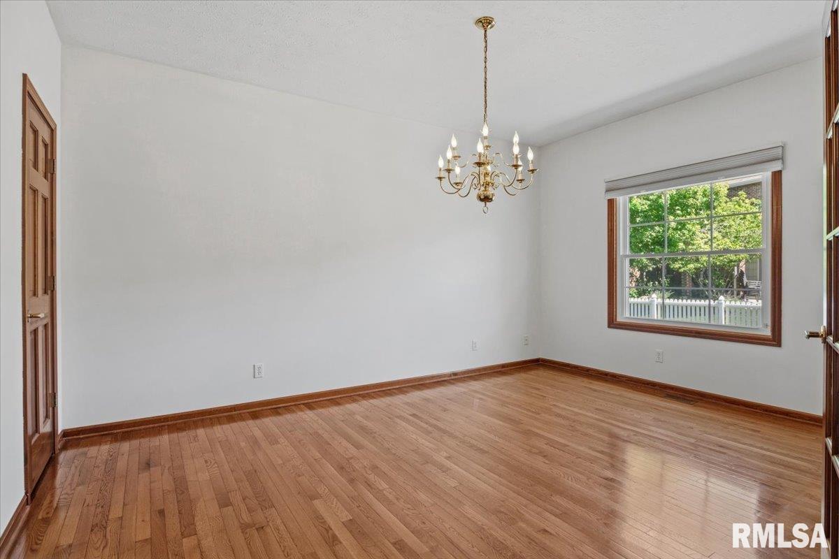 5004 Eagle Ridge Springfield, IL 62711 - Photo 13 of 35