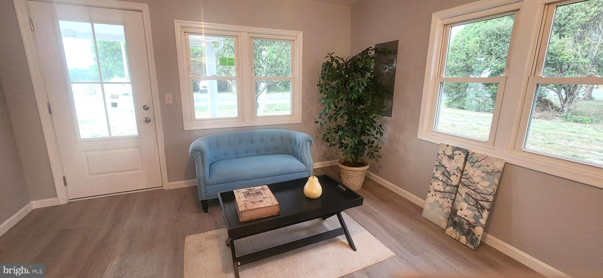 10819 Greensboro Road Denton, MD 21629 - Photo 20 of 27 Sun lit Living Room