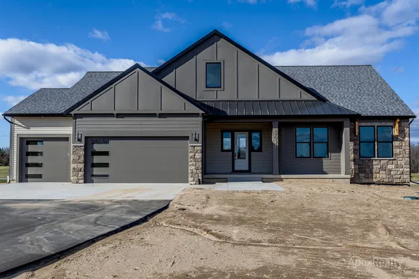 $829,900 | 5631 Pioneer Pass Southeast, Unit 15, Caledonia, MI 49316