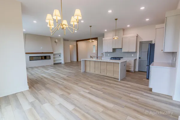 $829,900 | 5631 Pioneer Pass Southeast, Unit 15, Caledonia, MI 49316