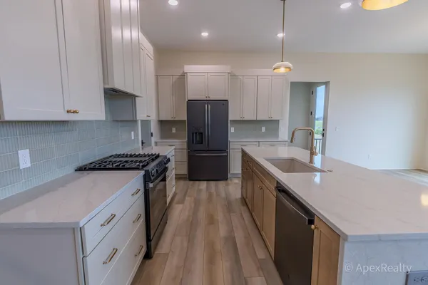 $829,900 | 5631 Pioneer Pass Southeast, Unit 15, Caledonia, MI 49316