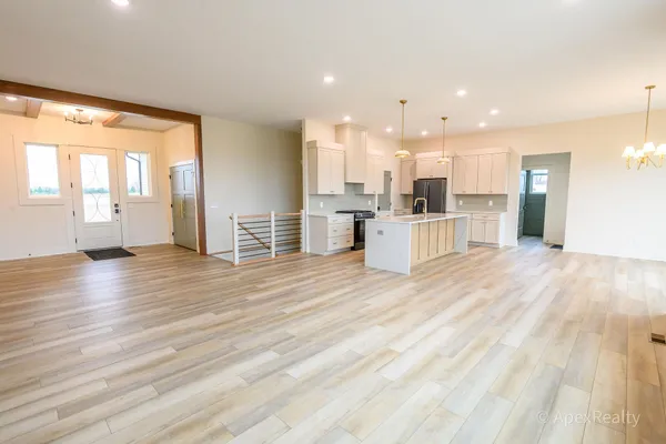 $829,900 | 5631 Pioneer Pass Southeast, Unit 15, Caledonia, MI 49316