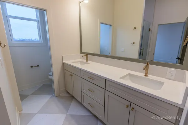 $829,900 | 5631 Pioneer Pass Southeast, Unit 15, Caledonia, MI 49316