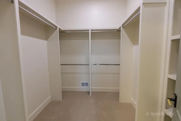 $829,900 | 5631 Pioneer Pass Southeast, Unit 15, Caledonia, MI 49316