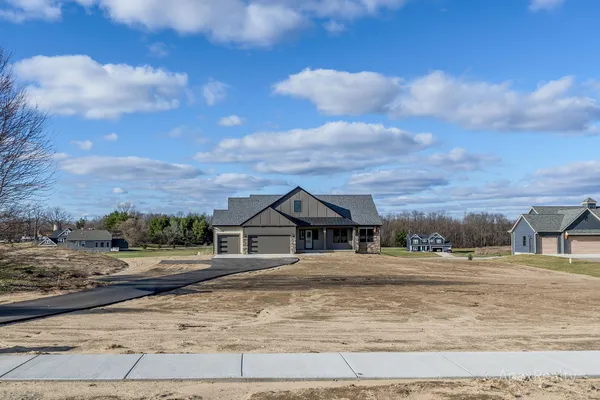 $829,900 | 5631 Pioneer Pass Southeast, Unit 15, Caledonia, MI 49316