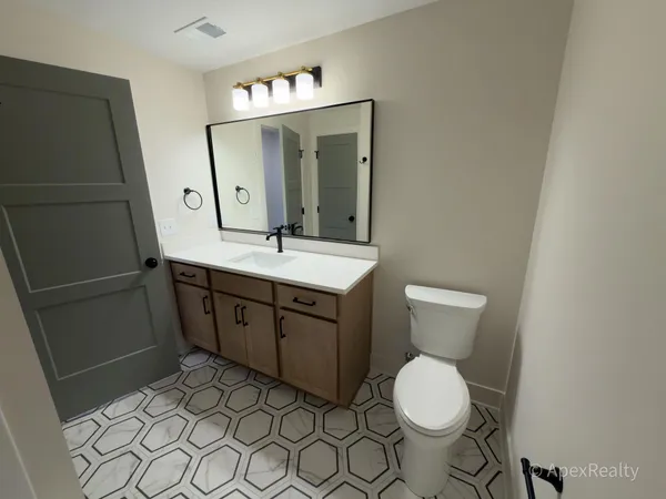 $829,900 | 5631 Pioneer Pass Southeast, Unit 15, Caledonia, MI 49316