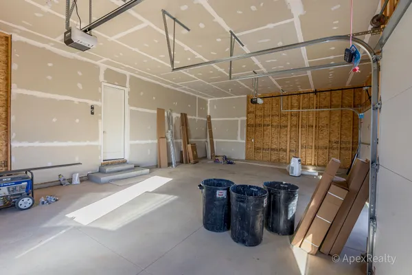 $829,900 | 5631 Pioneer Pass Southeast, Unit 15, Caledonia, MI 49316