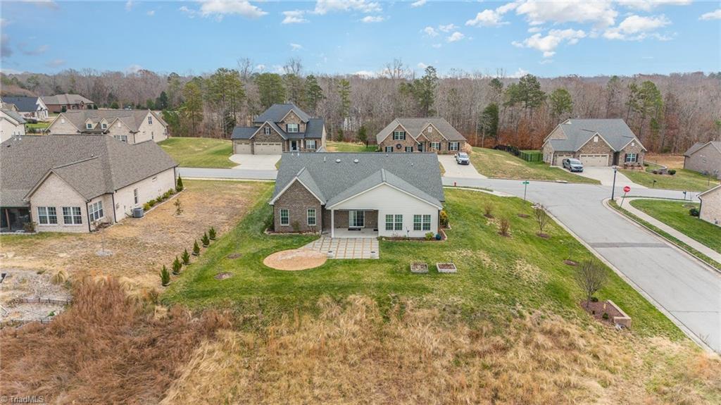 2827 Fallin Court High Point, NC 27262 - Photo 41 of 43 Gallery Image 41