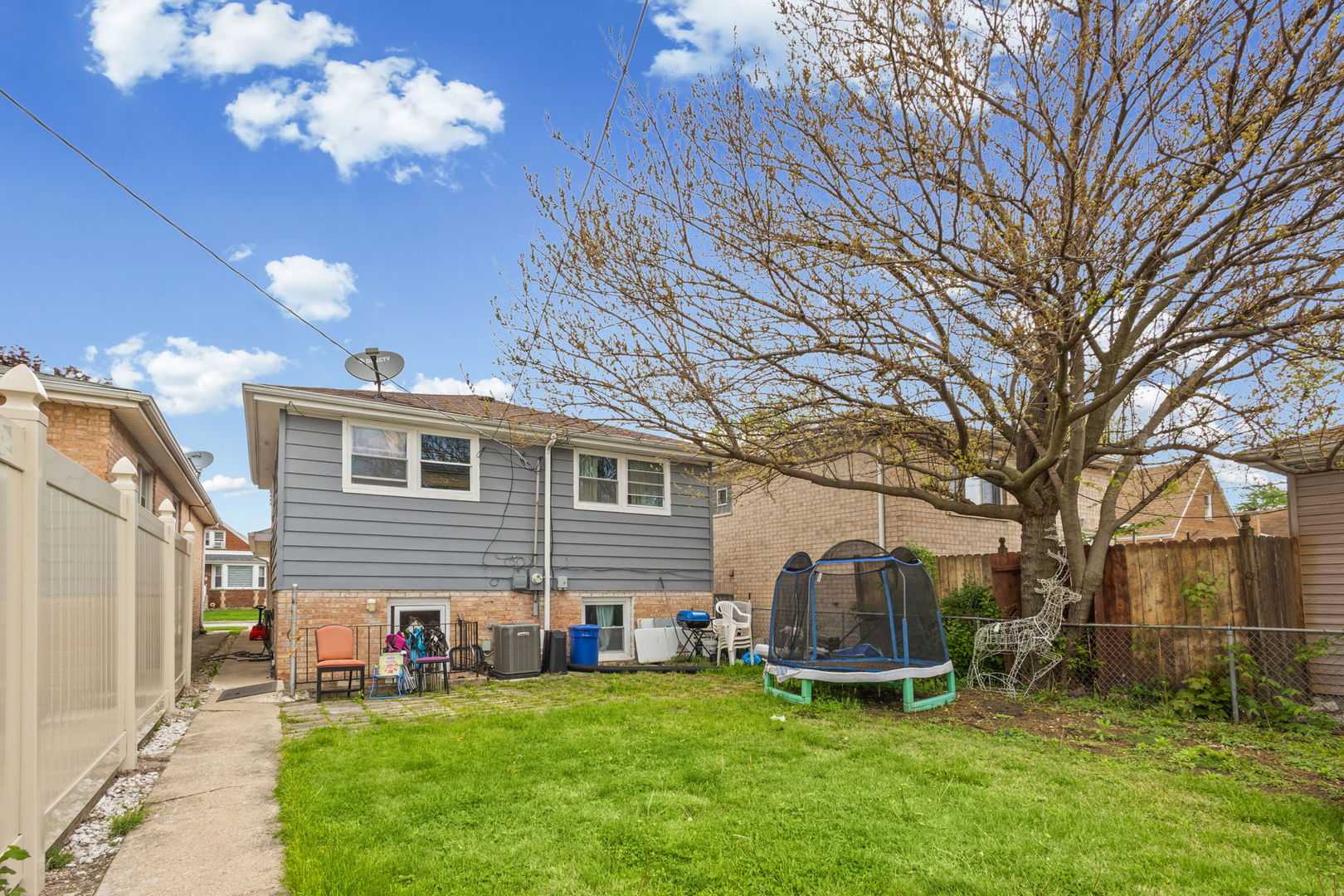 7341 55th Place Summit, IL 60501 - Photo 18 of 23