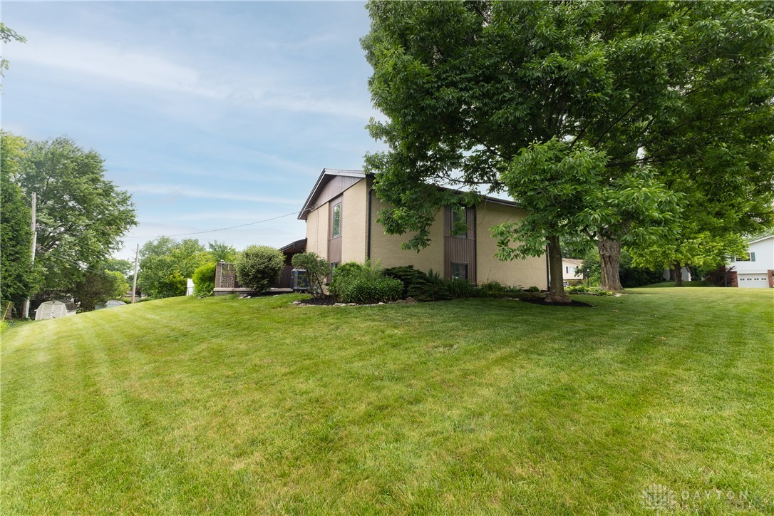 4227 Wagner Road Kettering, OH 45440 - Photo 3 of 51