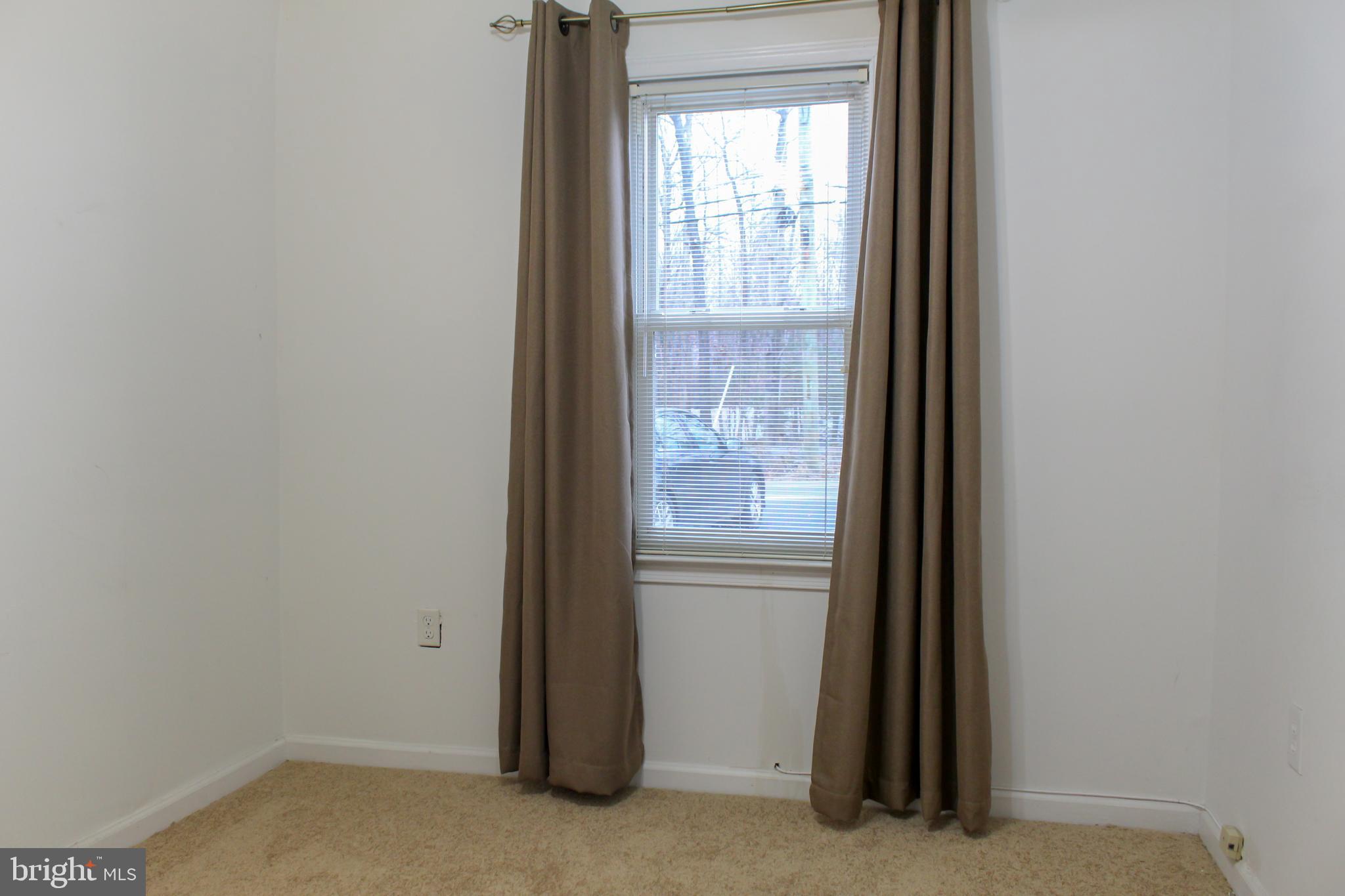 10801 Tippett Road Clinton, MD 20735 - Photo 12 of 17 Bedroom 3