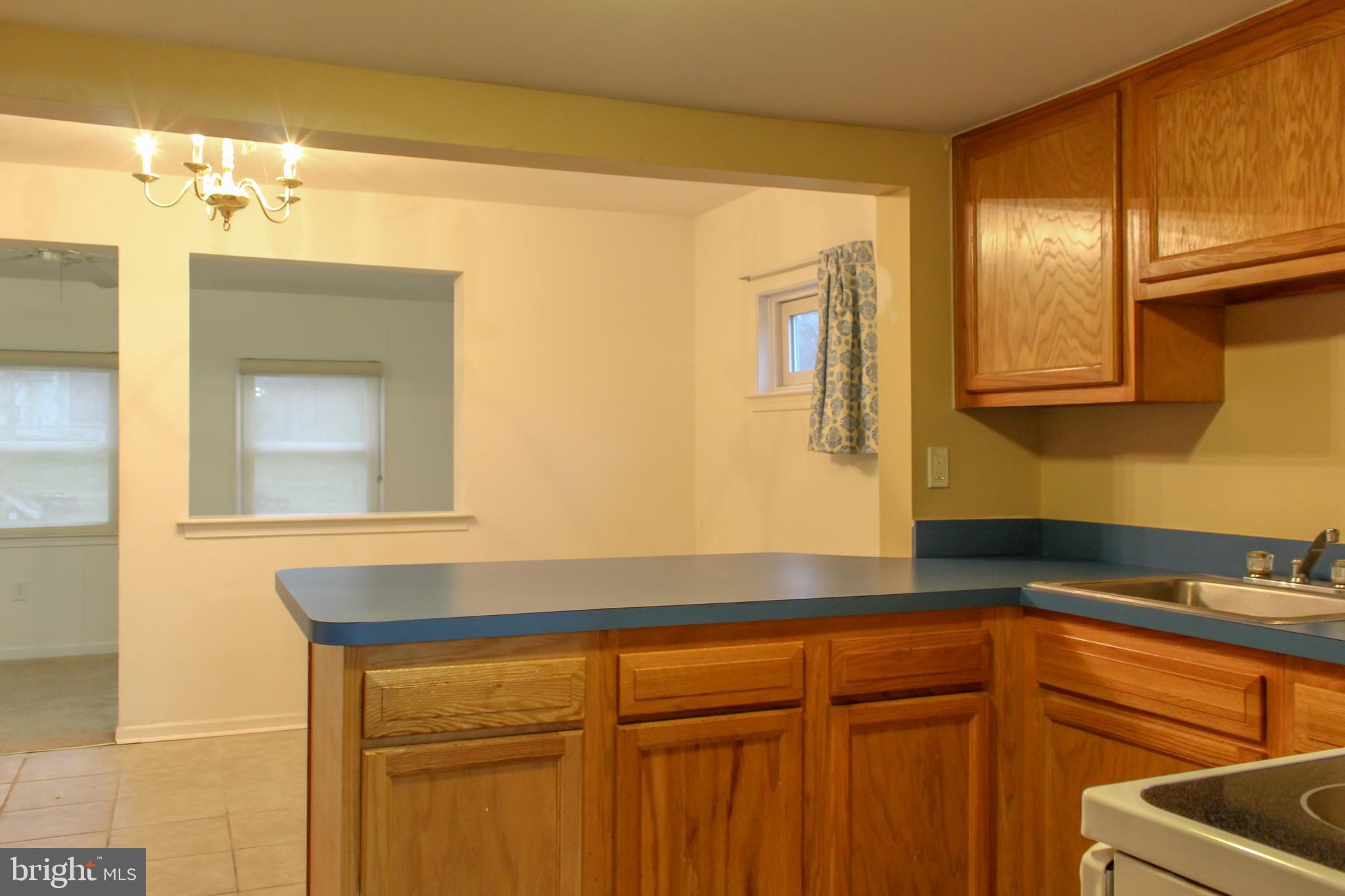 10801 Tippett Road Clinton, MD 20735 - Photo 5 of 17 Kitchen