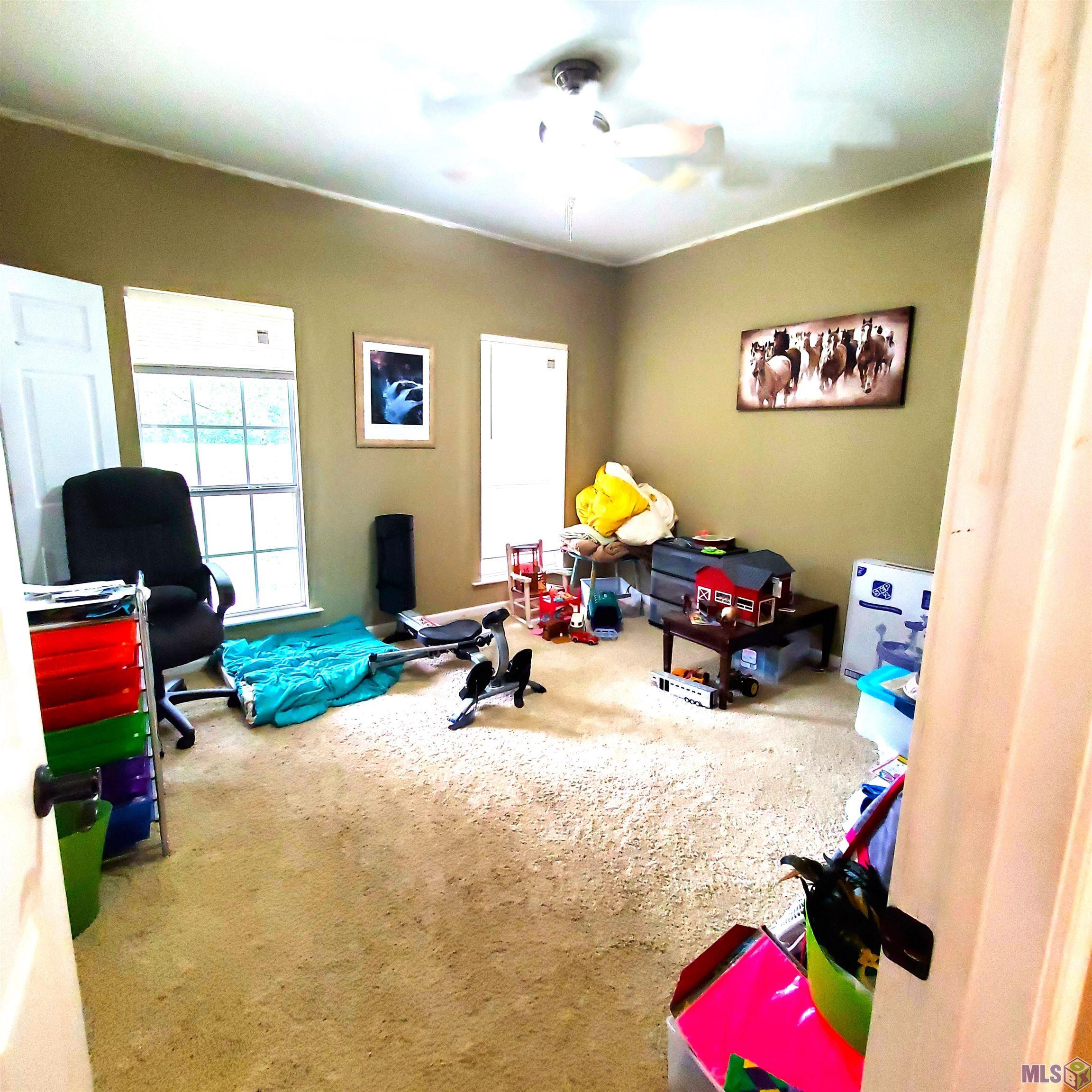 28243 Greenwell Springs Road Greenwell Springs, LA 70739 - Photo 23 of 40 Additional Bedroom
