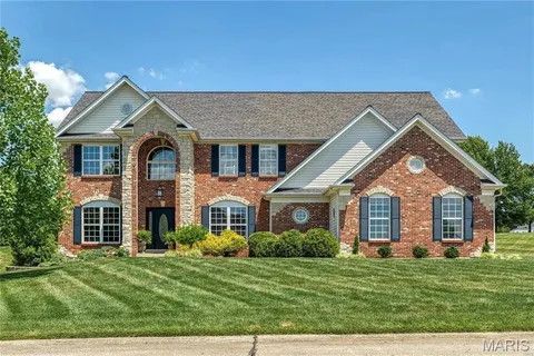 $1,250,000 | 371 Galahad Court, Weldon Spring, MO 63304