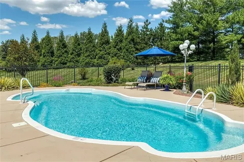 $1,250,000 | 371 Galahad Court, Weldon Spring, MO 63304