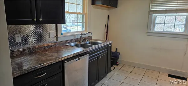 $225,000 | 901 East Main Street, Steeleville, IL 62288