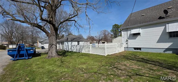 $225,000 | 901 East Main Street, Steeleville, IL 62288